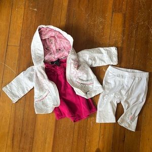 3-piece CK jeans white sweatshirt with pink shirt and white pants. 12 month